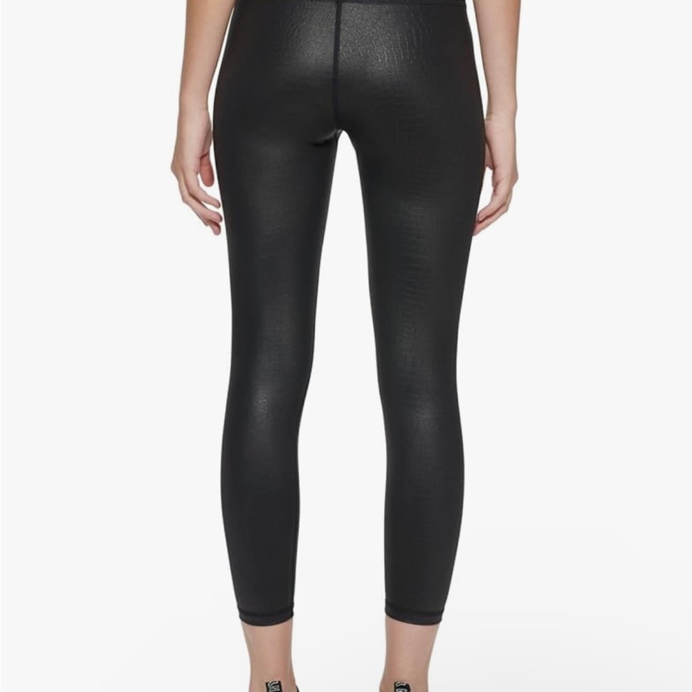 NEW DKNY faux leather crocodile print leggings XS - Picture 3 of 10